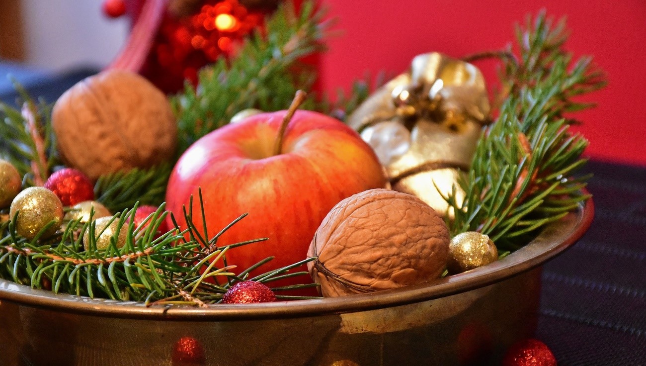 nueces y manzanas