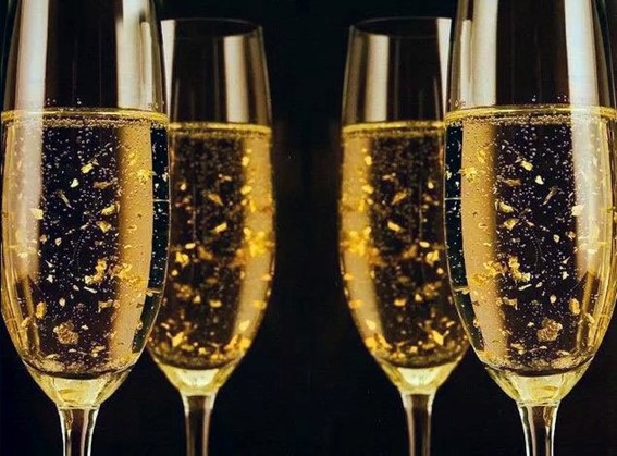 cava con oro